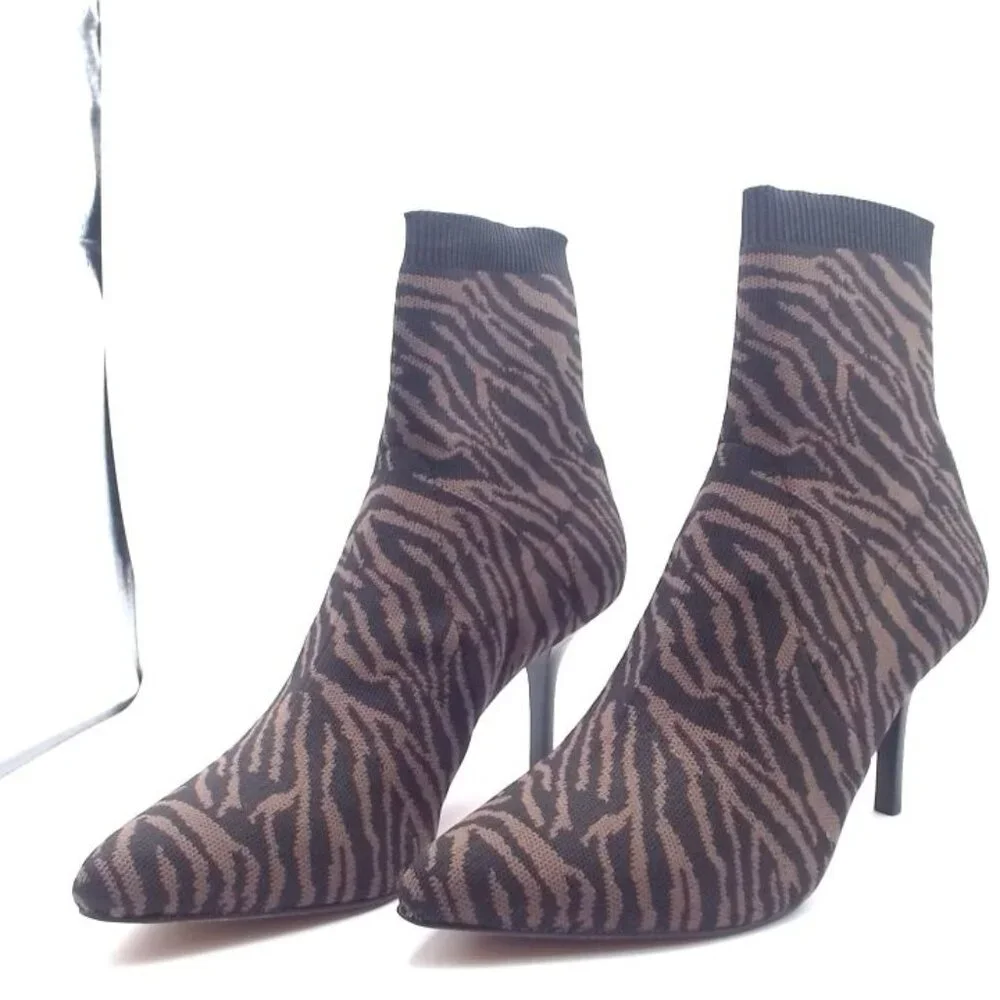 Vince Camuto “Achie” Zebra Mocha Stretch Knit Pointed Ankle‎ Boots NEW
